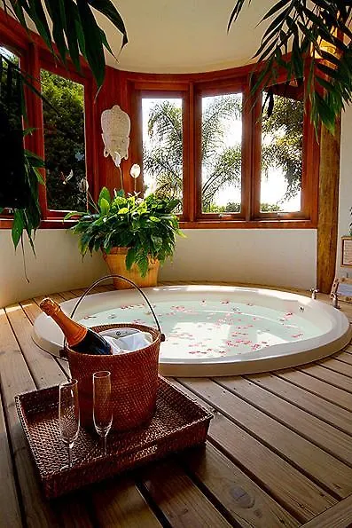 Quinta Do Bucanero Hotel Praia do Rosa 4*,  Brazil
